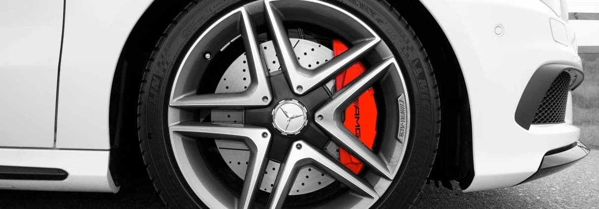 5 Warnings Signs Your Car Needs New Brake Pads