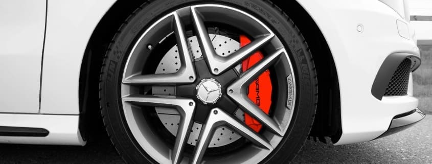 5 Warnings Signs Your Car Needs New Brake Pads